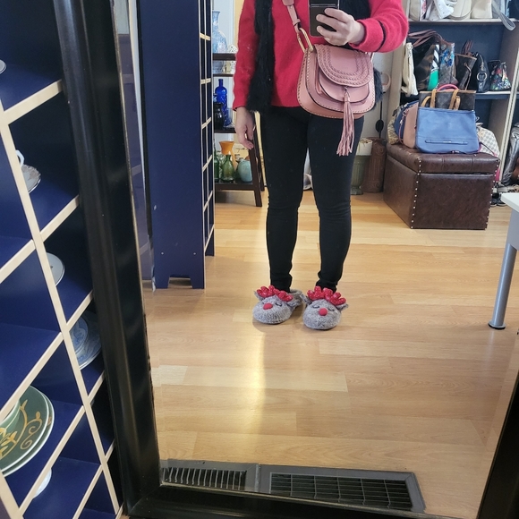 (SOLD)Authentic Chloe Hudson in salmon rose color - Picture 11 of 12